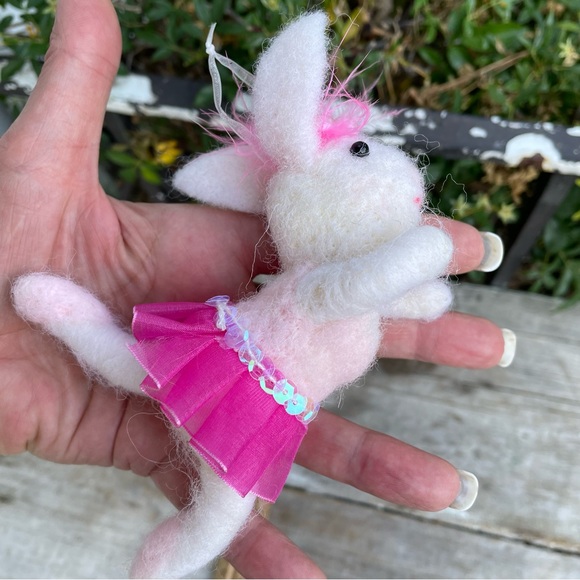 Pier 1 Felted bunny rabbit spring Easter tree ornament ballerina - Picture 6 of 6